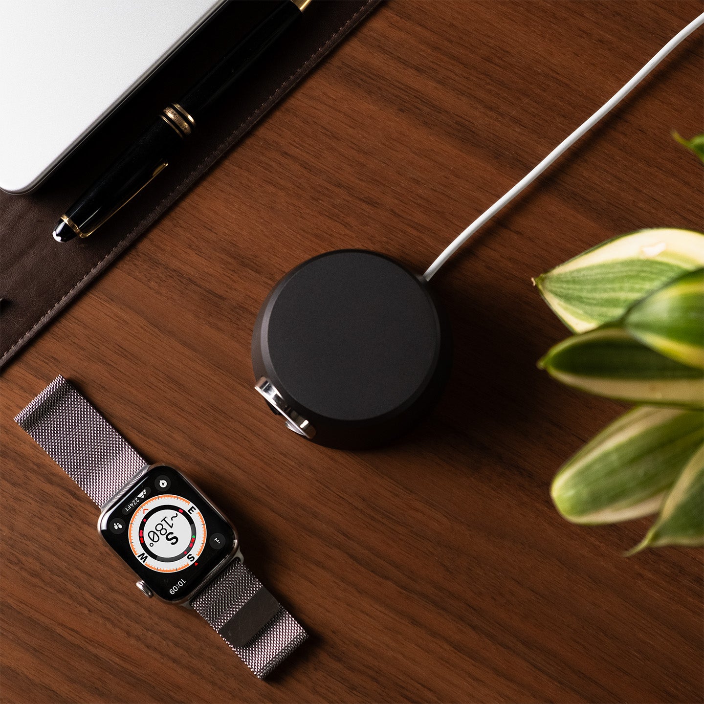 compact aluminium apple watch charging stand